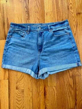 American Eagle Outfitters Light Blue Rolled Cuff Denim Shorts Size 14